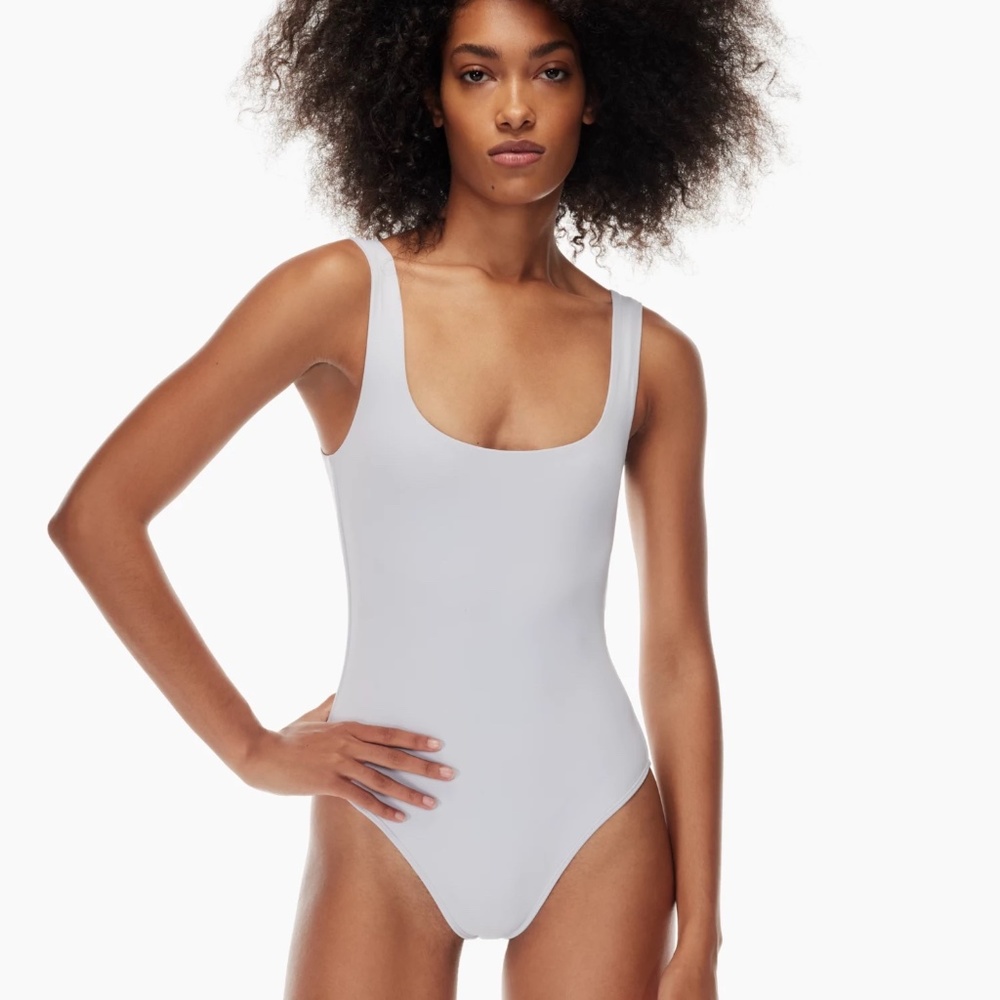 Aritzia Babaton Contour Tank Bodysuit